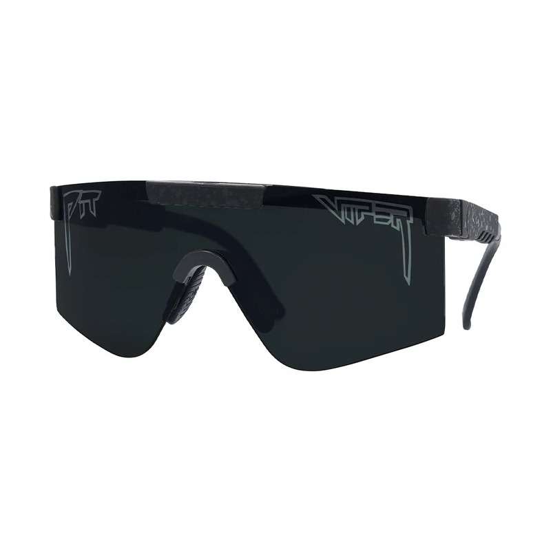 The Blacking Out Polarized 2000s