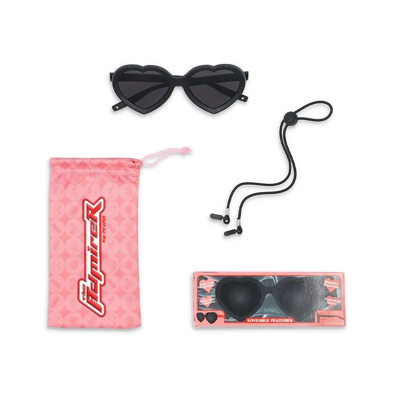 The Blacking Out Admirer