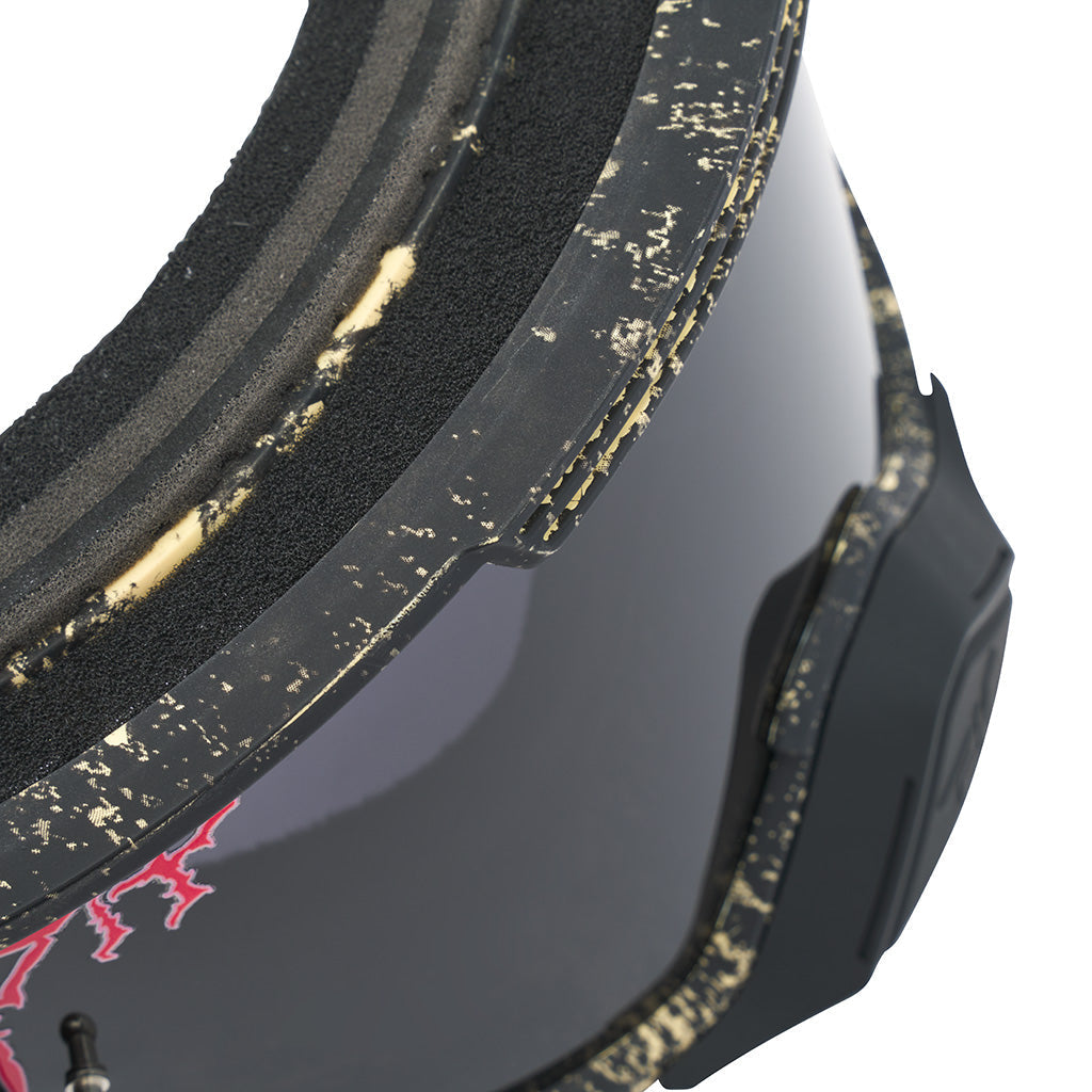 Smoke / Large | im_ready_for_my_closeup.JPG | The Reign in Mud Brapstrap Moto Goggle from Pit Viper