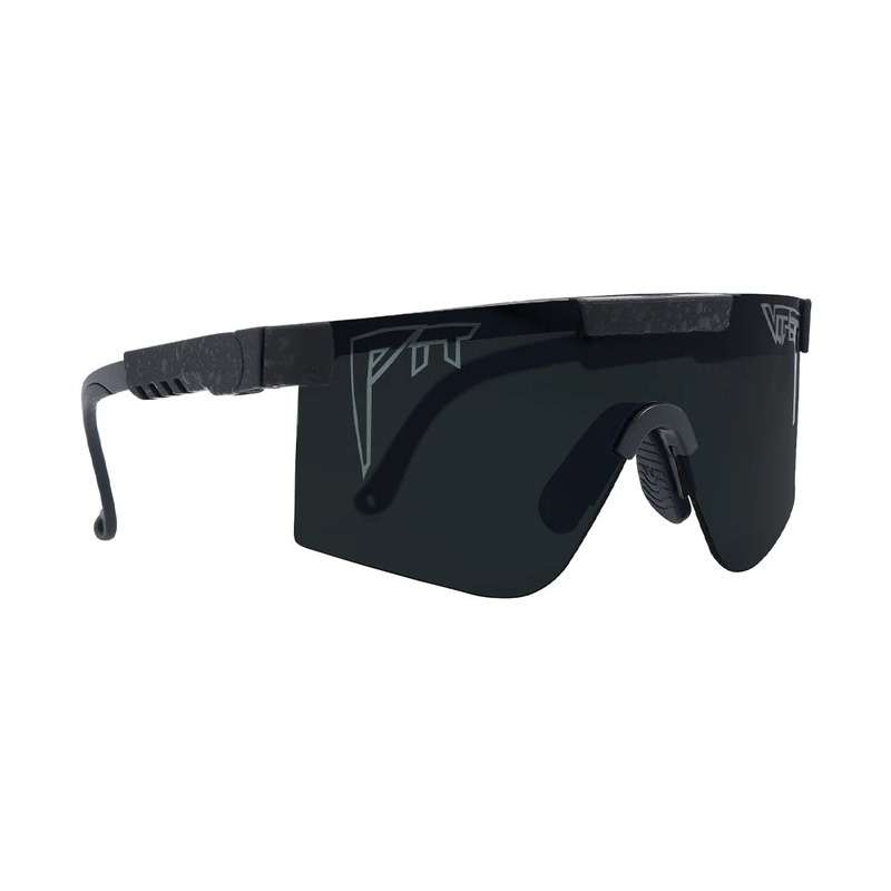 The Blacking Out Polarized 2000s